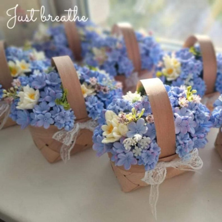 Piękny Prezent z Mydlanych Niezapominajek Idealny Prezent na Urodziny Imieniny