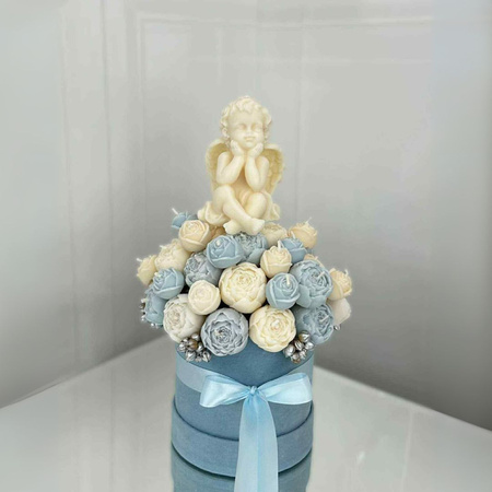 Flower Box ze świec sojowych – piętkny prezent z aniołkiem na każdą okazję